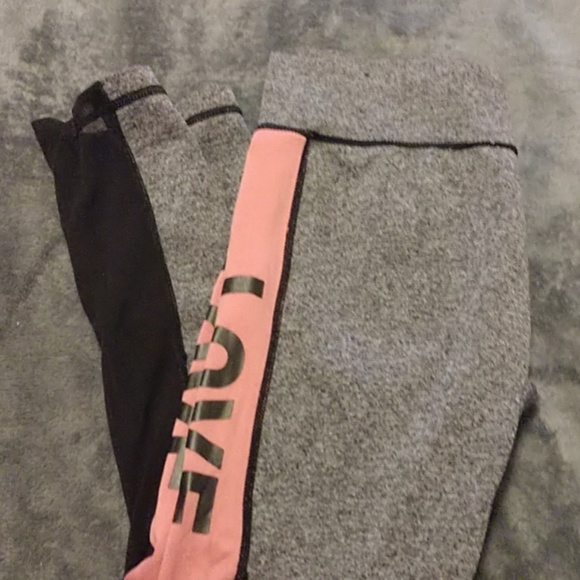 Joggars - Picture 2 of 2